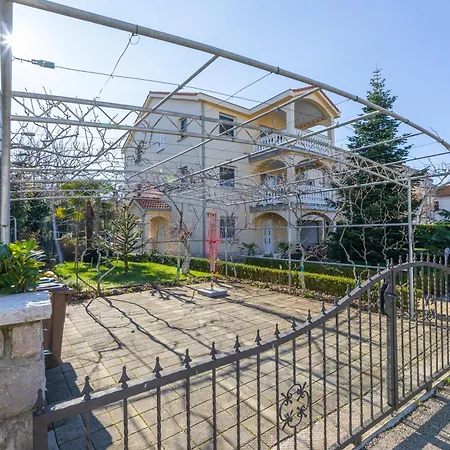 Ocean ゲストハウス ニヴィーチェ