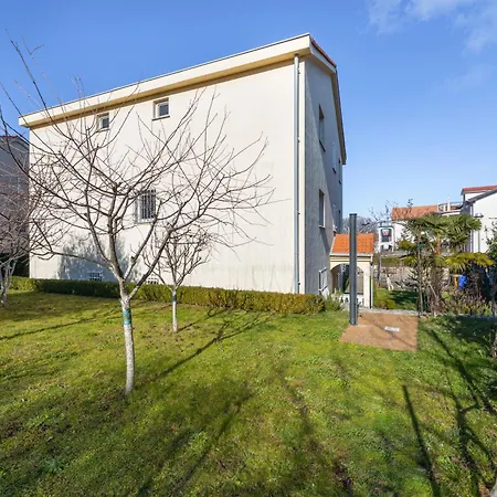 Ocean Guest house 4*